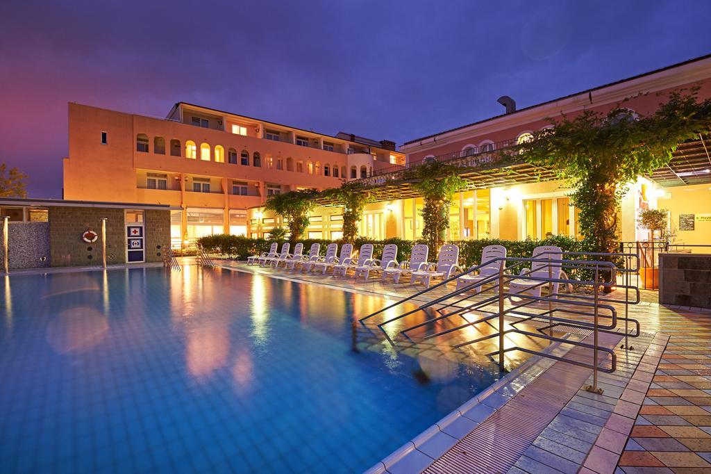Hotel Delfin Izola Dış mekan fotoğraf