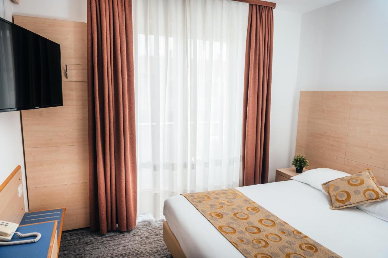 Hotel Delfin Izola Dış mekan fotoğraf